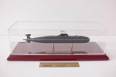 Модель подводной лодки пр.671 «Щука» масштабная модель