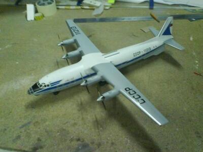 Модель самолета Ан-10А масштабная модель