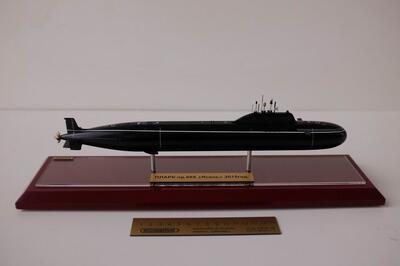 Модель подводной лодки пр.885 