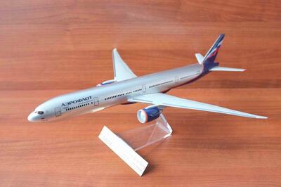 Модель самолета Боинг (Boeing) -777(Аэрофлот) масштабная модель
