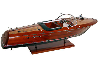 Сувенирная модель моторного катера RIVA ARISTON масштабная модель