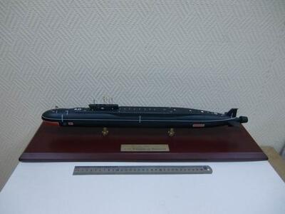 Модель атомной подводной лодки К-550 “Александр Невский” пр.955 масштабная модель