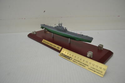 Подводная лодка серии Щ масштабная модель