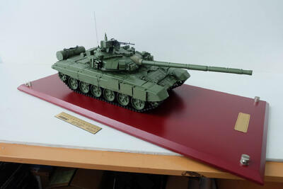 Российский боевой Танк серии 90 масштабная модель