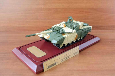 Модель танка Танк серии 90МС Тагил масштабная модель