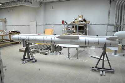 Авиационная модульная управляемая ракета Х-38МТЭ масштабная модель