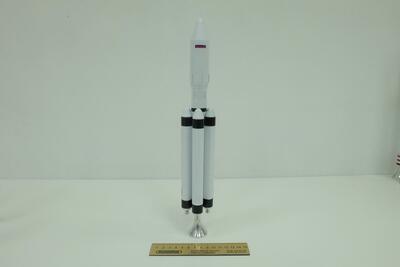 Ракетоноситель модульного типа масштабная модель