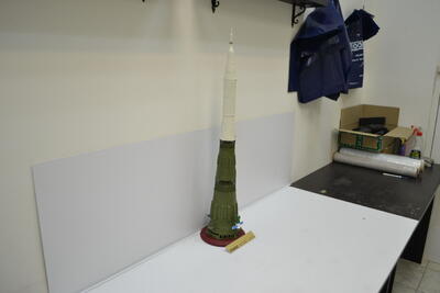 Ракета Н-1 с космическим кораблем Союз в сравнительном сопоставлении масштабная модель