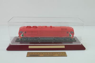 Модель локомотива ТЭП(70)БС окраска БЧ масштабная модель