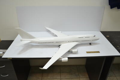 Самолет Боинг 747-400 масштабная модель