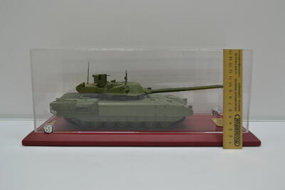 Современный российский танк масштабная модель