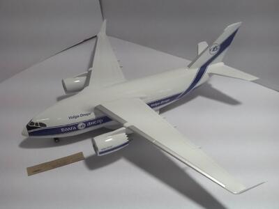 Модель транспортного самолета ПТС80-1 масштабная модель