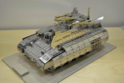 Модель боевой машины поддержки танков (БМПТ)  в металле масштабная модель