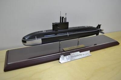Модель дизельной подводной лодки 