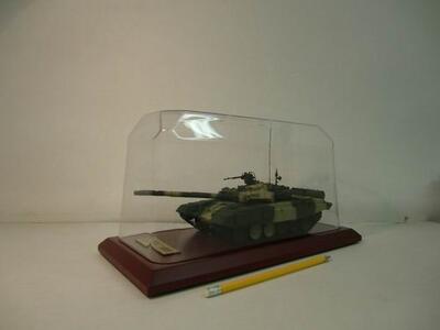 Сувенирная модель танка Т-90С масштабная модель