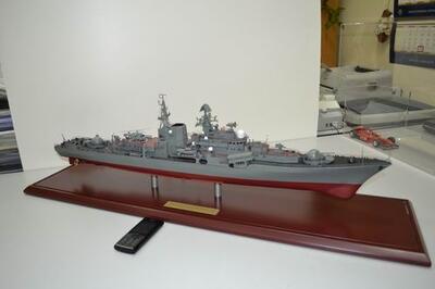 Модель эсминца «Безупречный» проект 