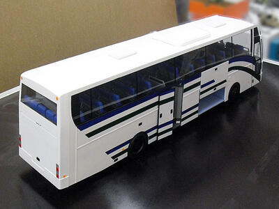 Модель двухосного туристического автобуса масштабная модель