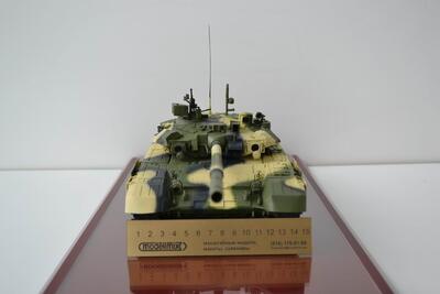 Модель танка Танк серии 90А масштабная модель