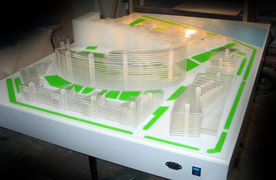 Концептуальный макет нового торгово-офисного комплекса масштабная модель