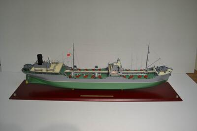 Модель советского танкера 