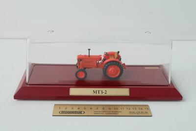 Модель трактора МТЗ-2 масштабная модель