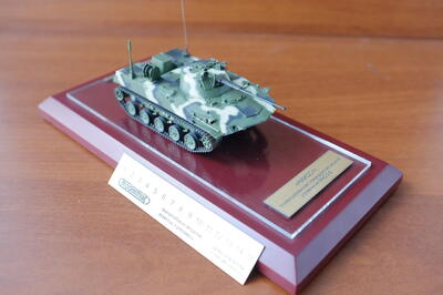Модель командной машины БМД-2-Е масштабная модель