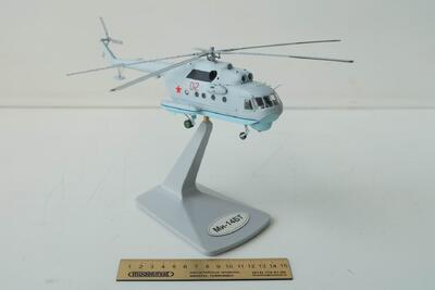 Модель вертолета Ми-14БТ масштабная модель