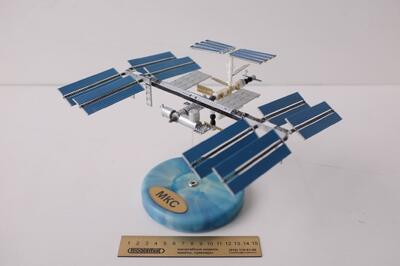 Международная космическая станция МКС масштабная модель
