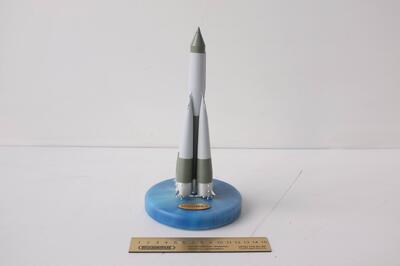 Ракета-носитель Р-7 масштабная модель