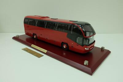 Автобус Neoplan N1216 масштабная модель