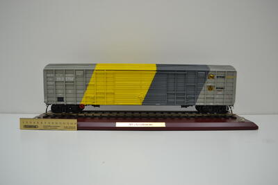 Модель крытого вагона 11-2135-01 масштабная модель