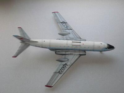 Модель самолета Ту-124 масштабная модель
